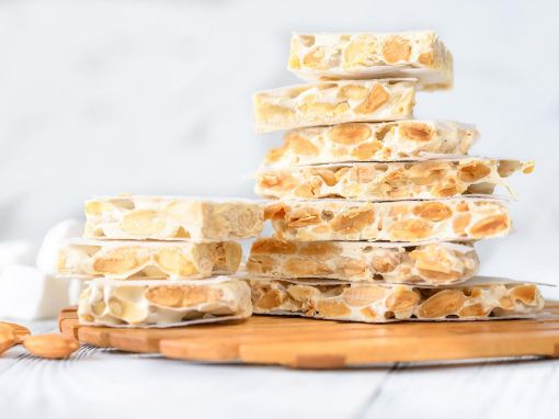 Image de NOUGAT AMANDES ENTIERES 700GR - PQ